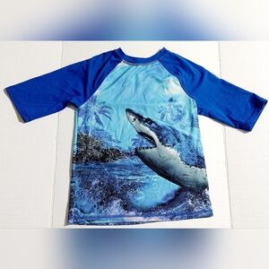 ⭐️3/$15 Blue Shark Water Shirt Sun protection shirt Boys Size L‎ 10-12